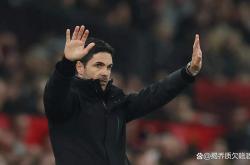 开云体育app-国际足坛焦点对决，球场上风云变幻的简单介绍