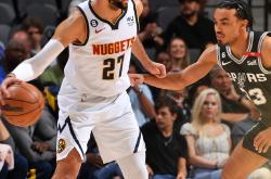 开云体育官方网站-四川队实力出众，轻松取胜对手