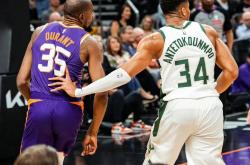 开云体育下载-雄鹿客场战胜对手，保持不败，仍领跑东部