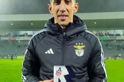 开云体育入口-卡利亚里主帅宣布离队，球队寻找新火力