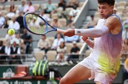 开云体育平台APP-世界网球队血洗澳大利亚网球队，阿尔卡拉斯制霸全场的简单介绍