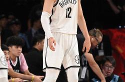 开云平台-中国男篮横扫湖人B队，布克绝境逆转的简单介绍