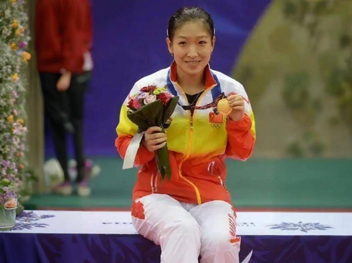 刘诗雯战胜日本选手，蝉联女单乒乓球冠军