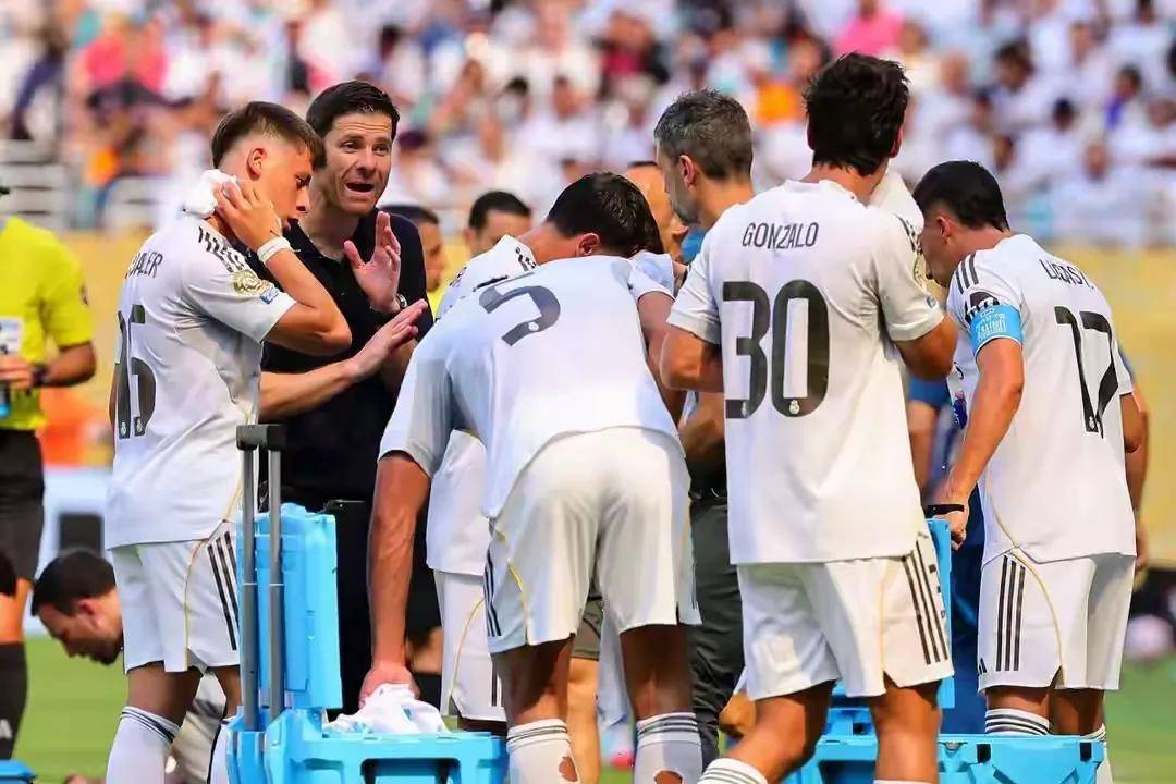 包含萨尔茨堡力争晋级，与塞尔维亚对决的词条