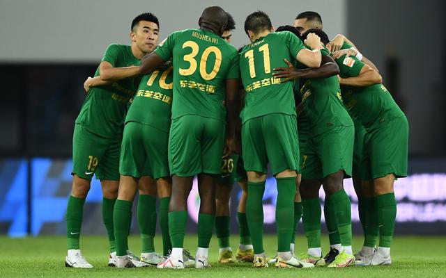 浙江队在比赛中苦战取胜，实现逆袭