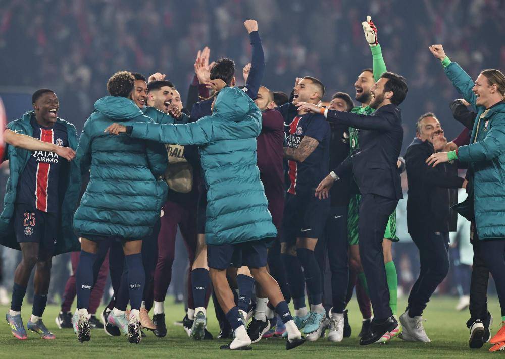 巴黎圣日耳曼翻盘BLG，Crisp打破历史纪录焦点之战总决赛，引爆全场热议的简单介绍