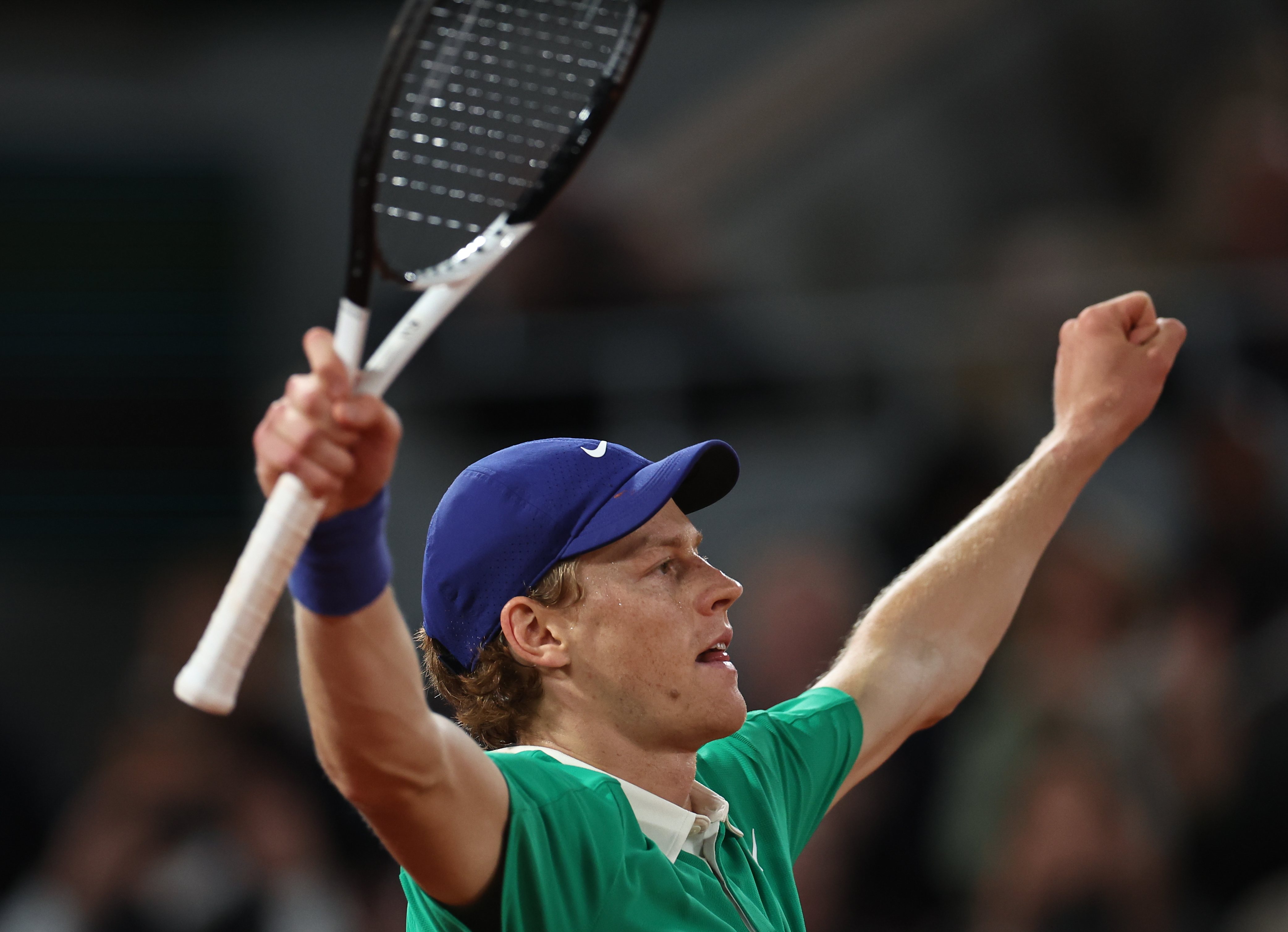 法网险胜拉沃尔杯，辛纳扛起全队的简单介绍