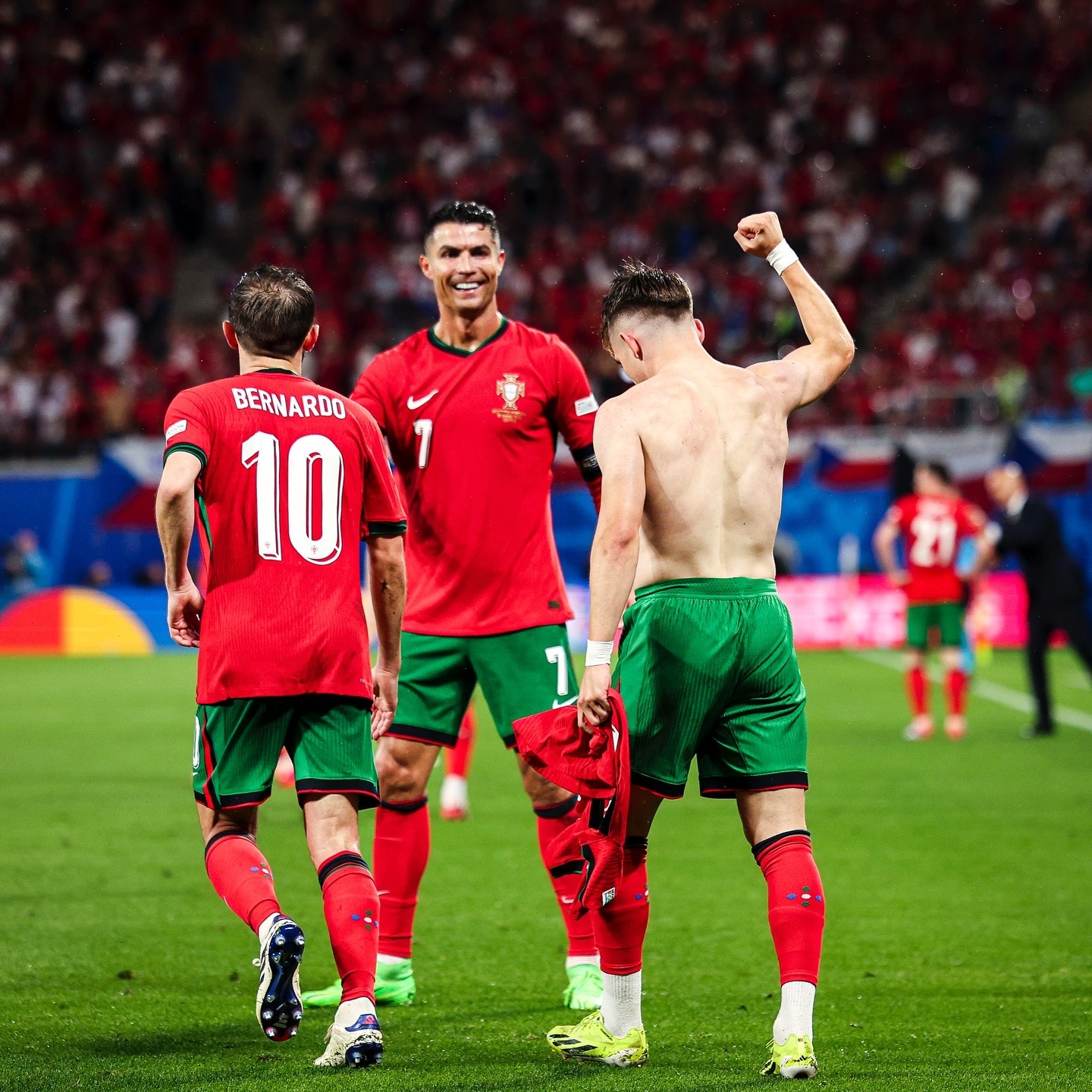 克罗地亚绝杀中国，苏亚雷斯带队取胜